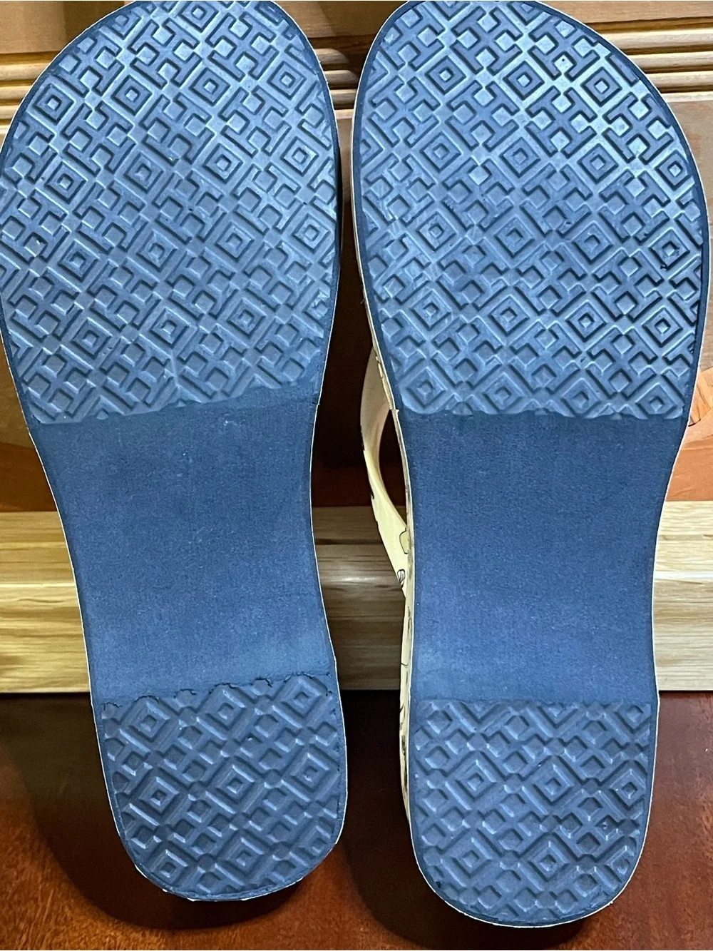 Tory Burch pre own